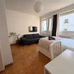 Central Geneva Studio With Free Travel Pass